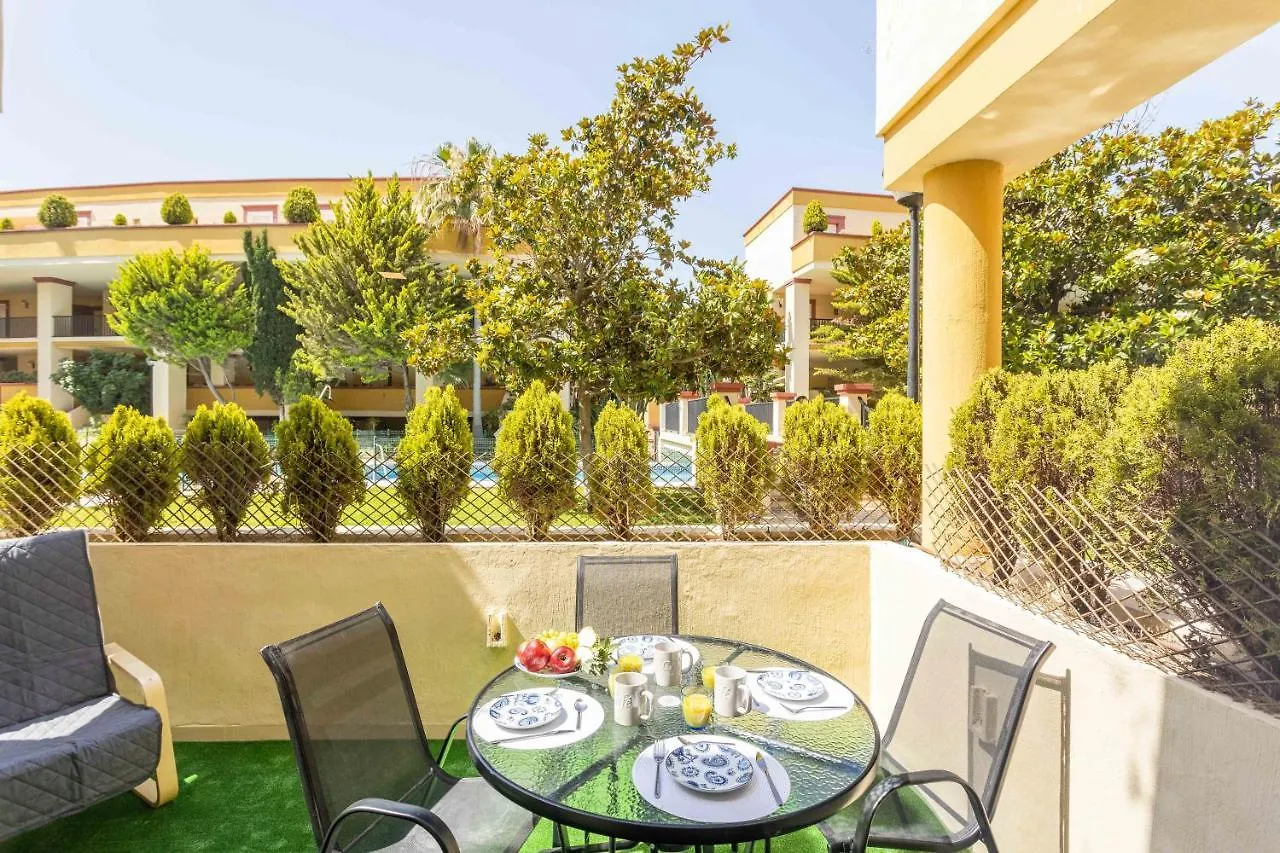 Oleholidays 305 Romana Playa Primera Linea Playa Marbella Apartment