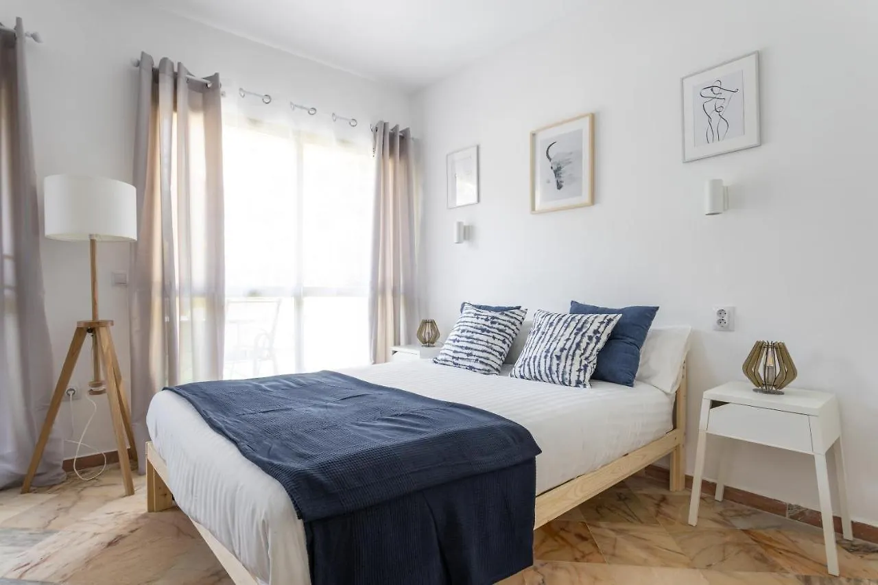 Oleholidays 305 Romana Playa Primera Linea Playa Marbella 0*,