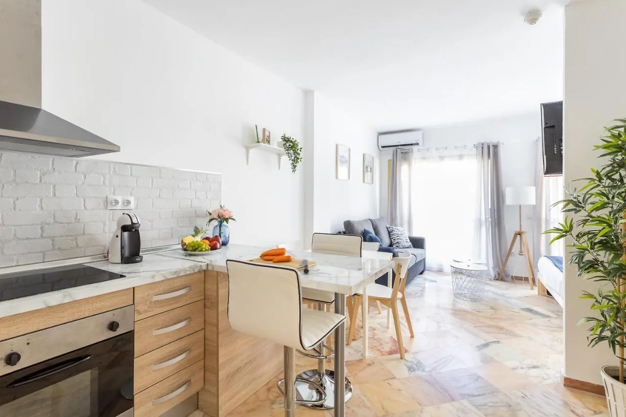 Oleholidays 305 Romana Playa Primera Linea Playa Marbella Apartment